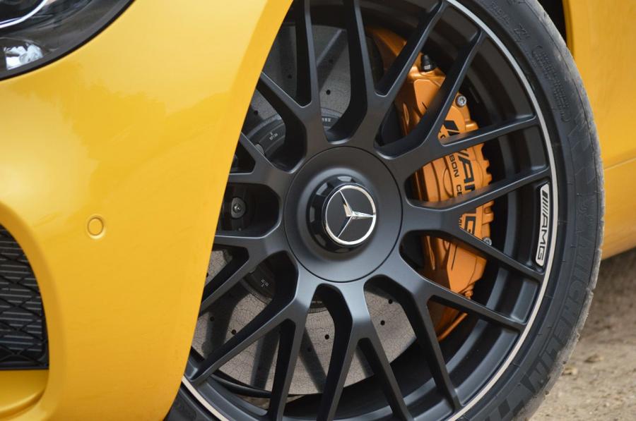  Mercedes-AMG GT 2014 года  (фото 108 из 139)